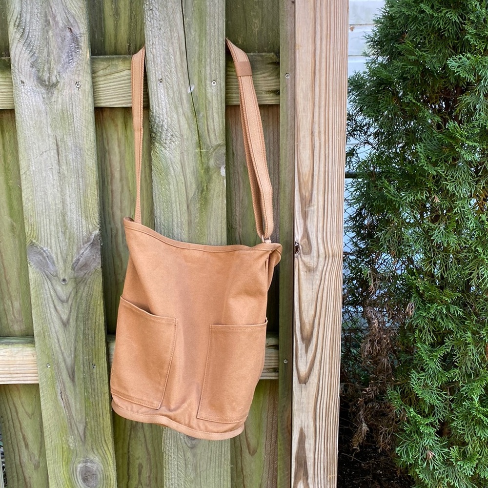 Everlane Lantern Bag